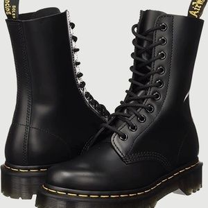 Dr. Martens 1490 BEX Mid Calf Platform Boots in Smooth Leather Black SZ 8 US